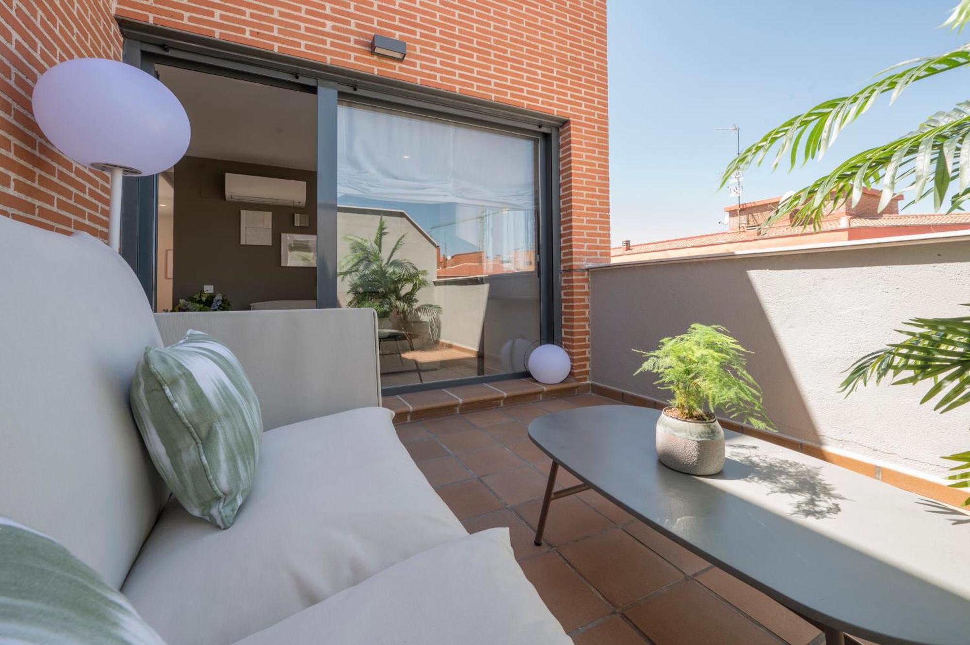 Miosotis Suites Madrid Exterior photo
